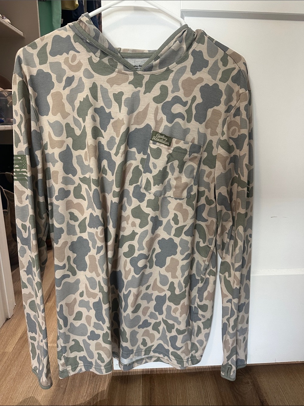 Recycled Camo Long-Sleeve Hooded Tee - Green/Tan/Gray
